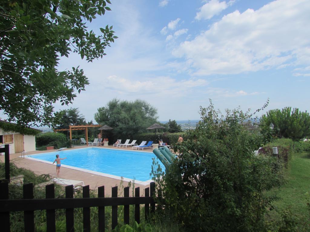 Agriturismo Ca'De'Gatti ฟาเอนซา ภายนอก รูปภาพ