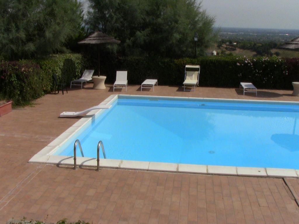 Agriturismo Ca'De'Gatti ฟาเอนซา ภายนอก รูปภาพ