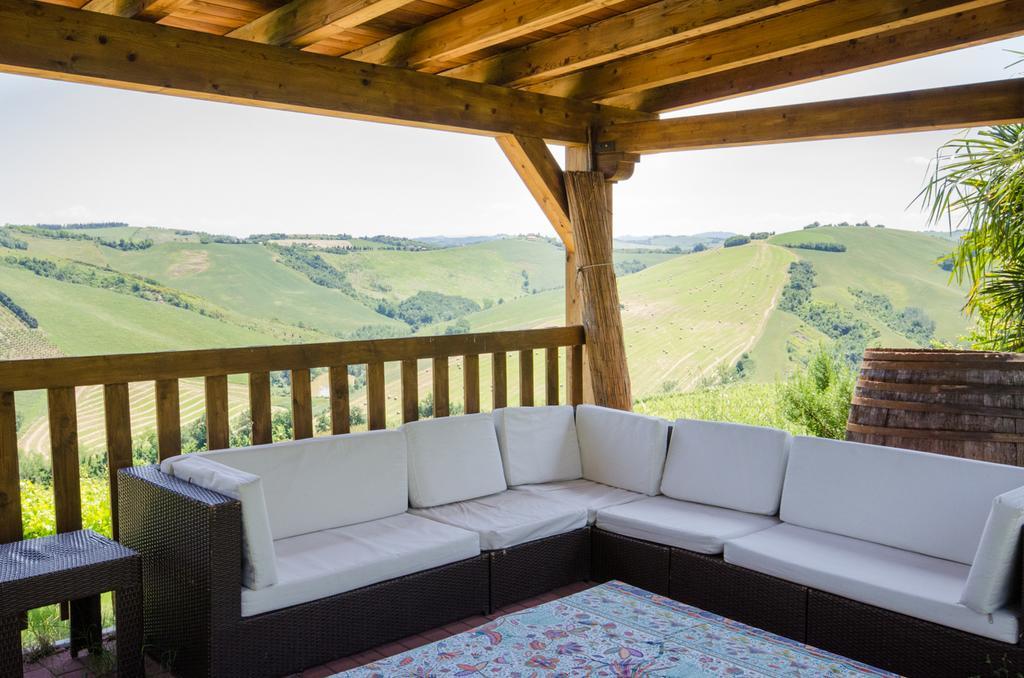Agriturismo Ca'De'Gatti ฟาเอนซา ภายนอก รูปภาพ
