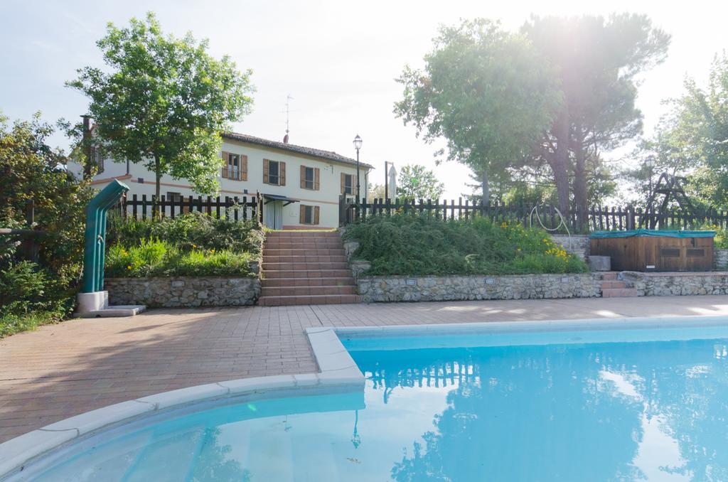 Agriturismo Ca'De'Gatti ฟาเอนซา ภายนอก รูปภาพ